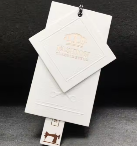 <strong>Etiquetas colgantes de papel para ropa con logotipo ecológic</strong>