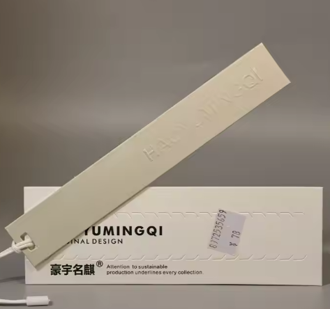 Etiquetas colgantes/etiquetas de papel para ropa personalizadas con MOQ bajo Etiquetas cuadradas para ropa Etiquetas de precio para ropa