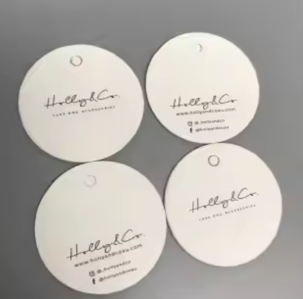 Etiqueta colgante de tarjeta negra personalizada de alta calidad, proceso de estampado en caliente de tarjeta negra de alta gama