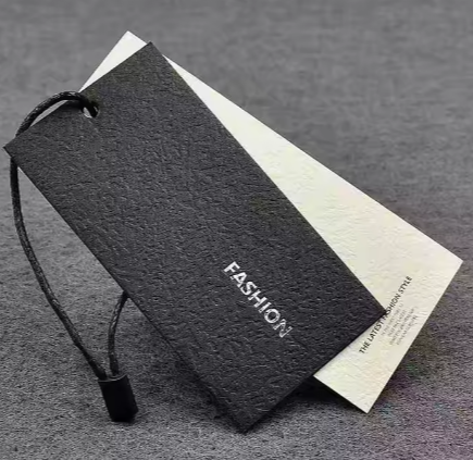 Material: Papel
Tecnología: Impresión
Características del producto: Respetuoso con el medio ambiente.
Prueba rápida en 7 días
Admite seguimiento inteligente
Lugar de origen: Fujian, China
Aplicación: Ropa, zapatos, bolsos.
Modelo:021
Tamaño: 11#, 12#, 13#, 14#, 15#
Tecnología de posprocesamiento: impresión
Estilo: personalizado
Forma del producto: Rectangular
Pantalla de impresión: Impresión
Aplicación: bolsos, zapatos, ropa, prendas de vestir, sombreros.