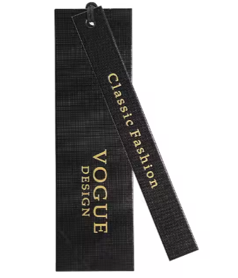 Etiqueta de marca de ropa, etiqueta de moda en relieve, logotipo mate de lujo, etiqueta de tarjeta beige, etiqueta de sombrero, etiqueta de ropa, etiqueta colgante
